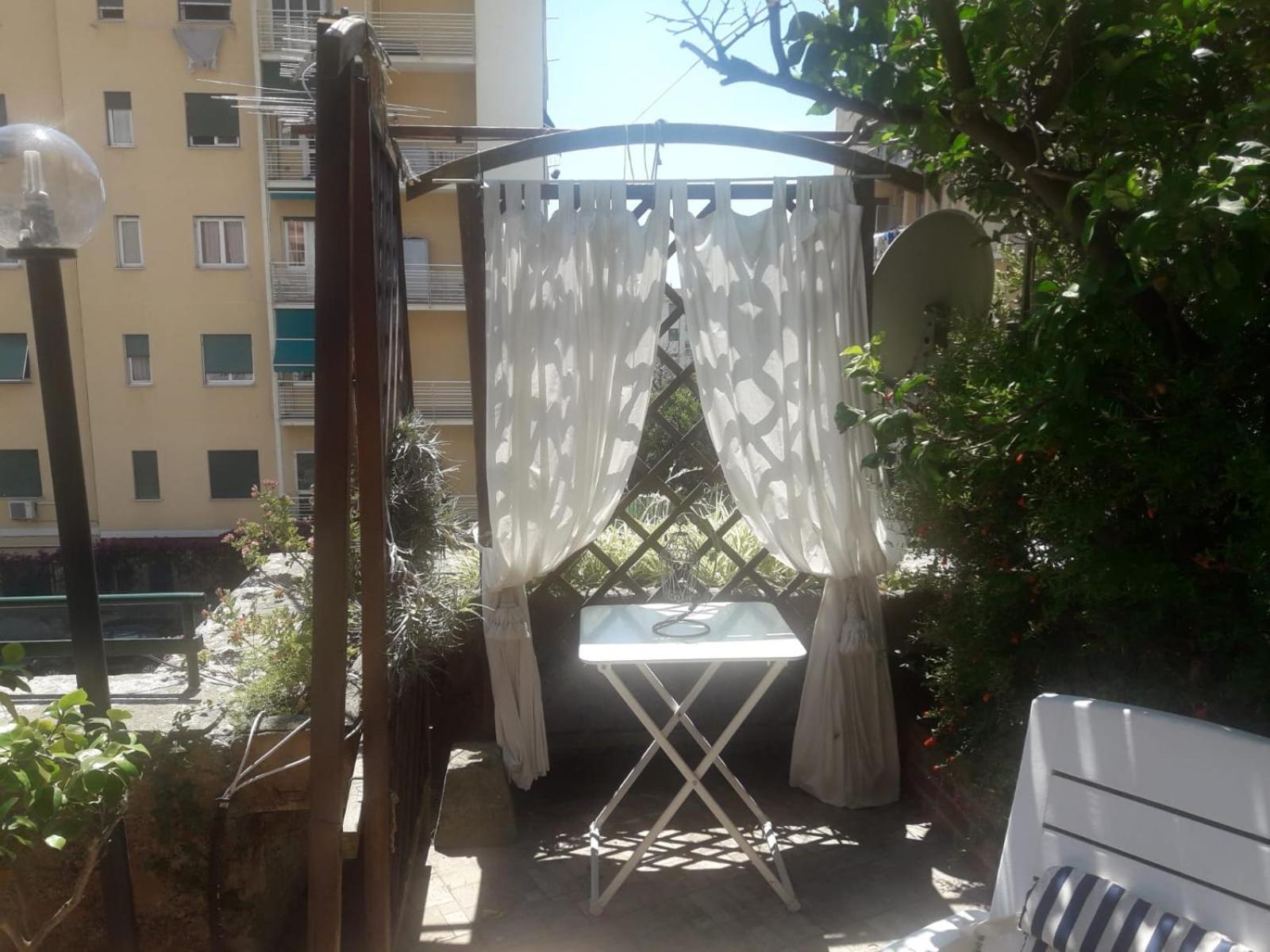 Appartamento Incantevole Con Giardino Genua Zewnętrze zdjęcie